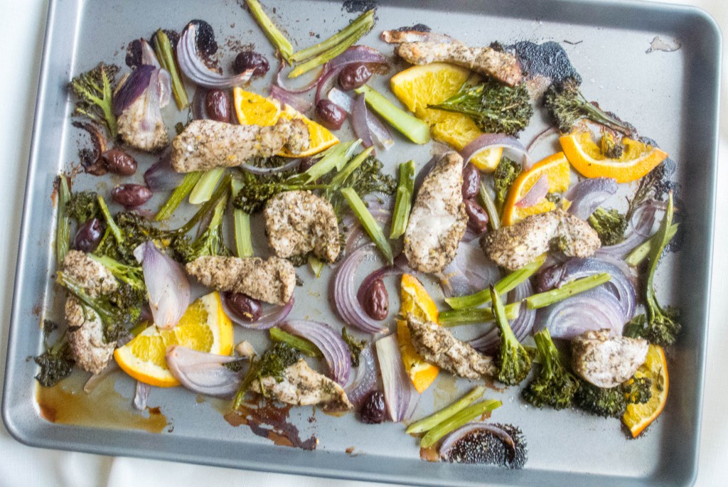 Roasting Pan Meal with Za'atar Chicken, Broccolini, and Oranges by My Utensil Crock