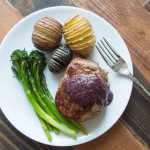 Herb-Crusted Filet Mignon with Zinfandel Shallot Sauce